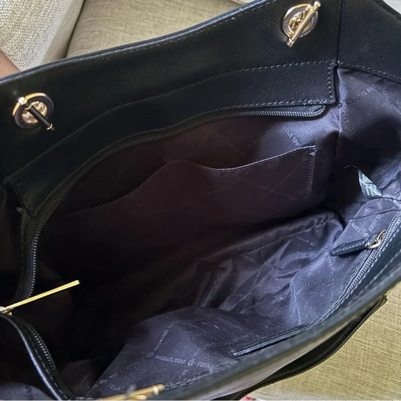 Michael Kors Jet Set Travel Large Saffiano Black Leather Chain Tote Shoulder Bag - Picture 8 of 13